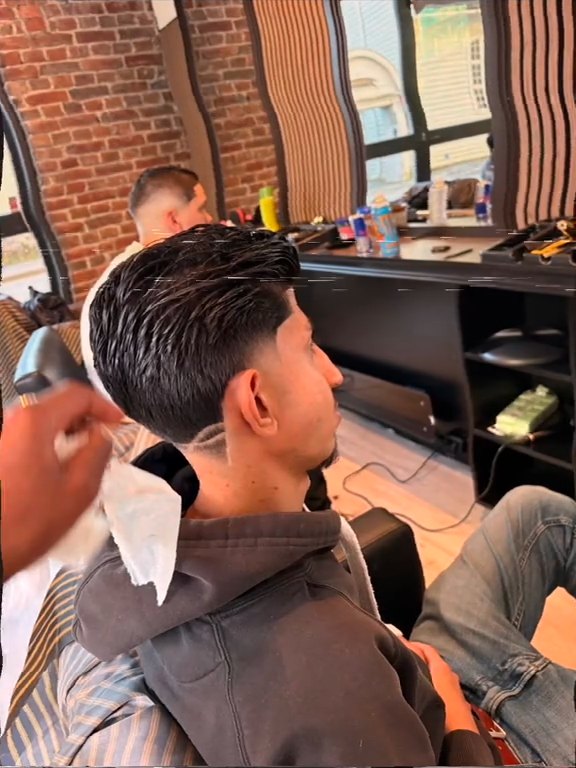 Mid fade med tekstur på toppen